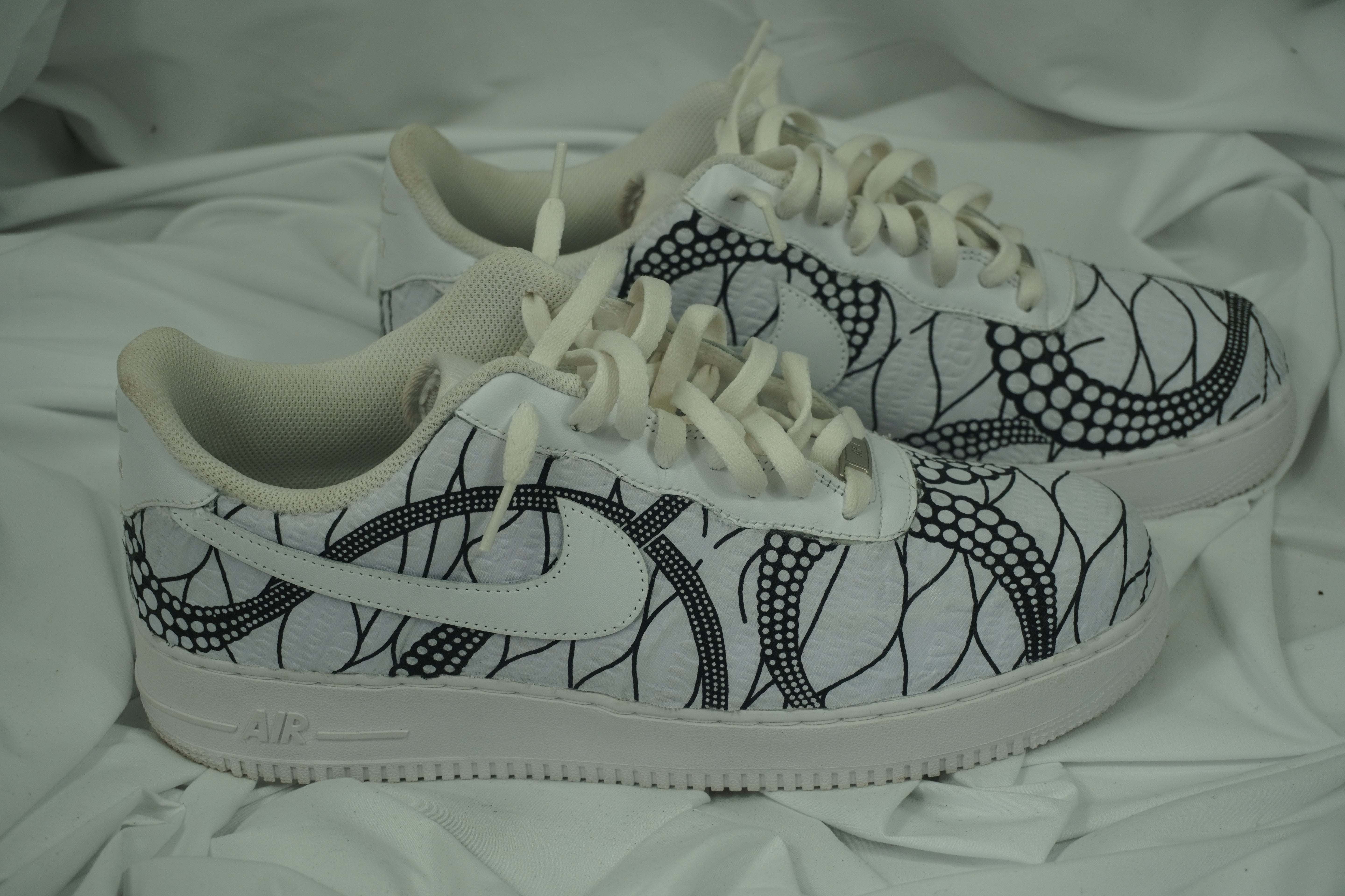 Handcrafted Ankara Air Force 1 - White Black
