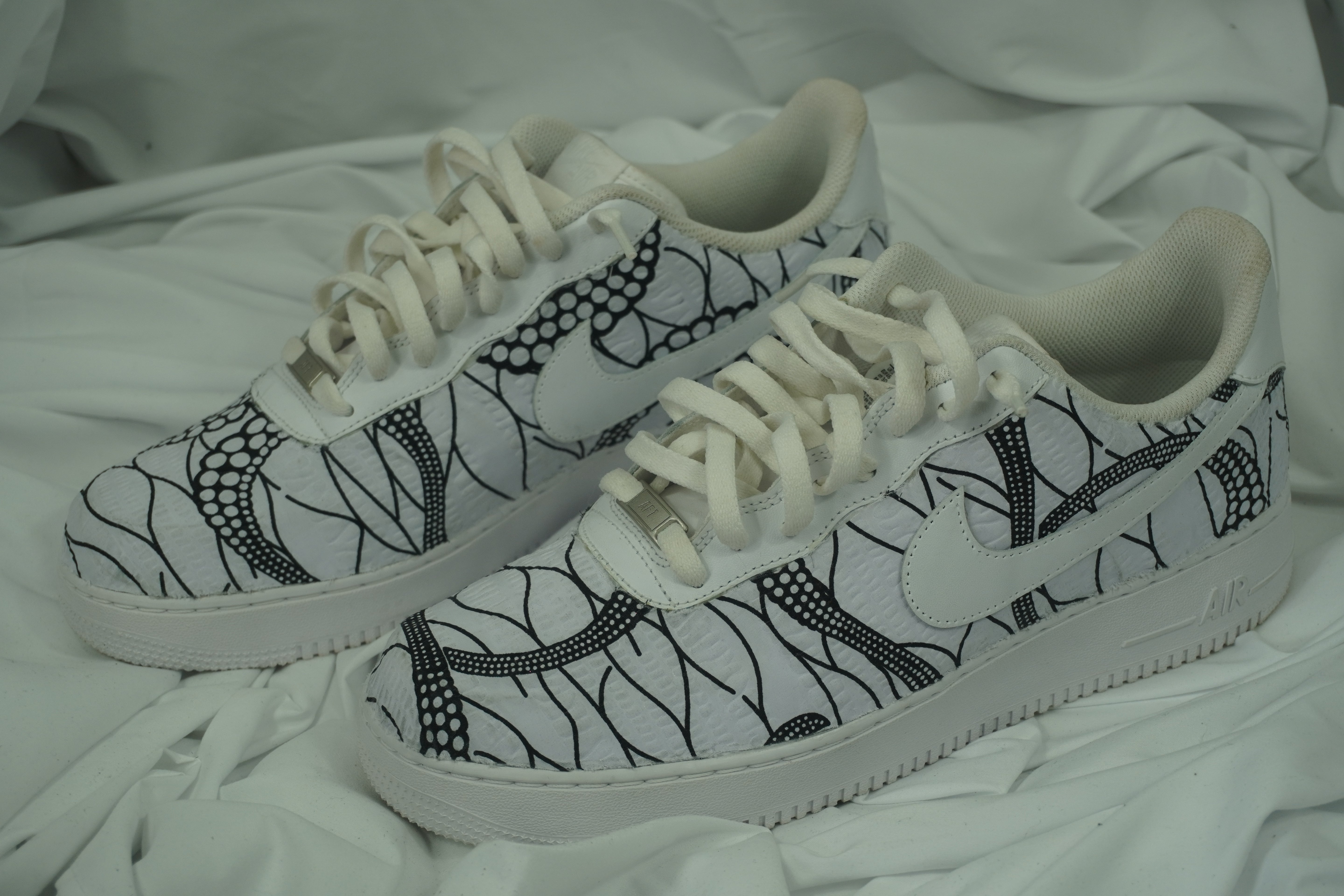 Handcrafted Ankara Air Force 1 - White Black